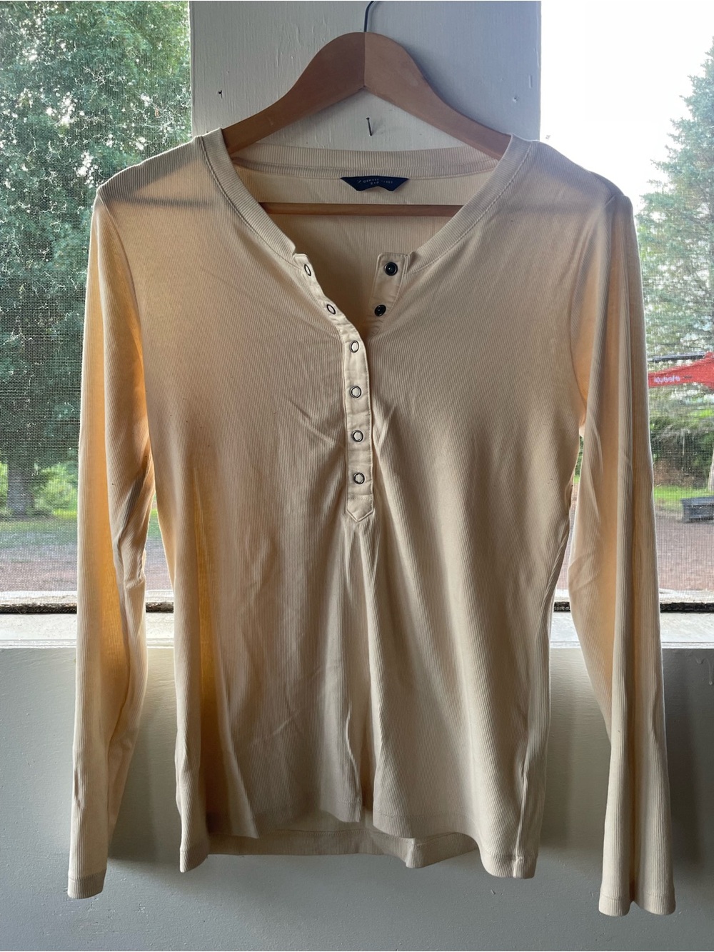 Denver Hayes Long Sleeve Henley Top in Cream